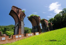 Span3_remains_of_longteng_bridge_______-001